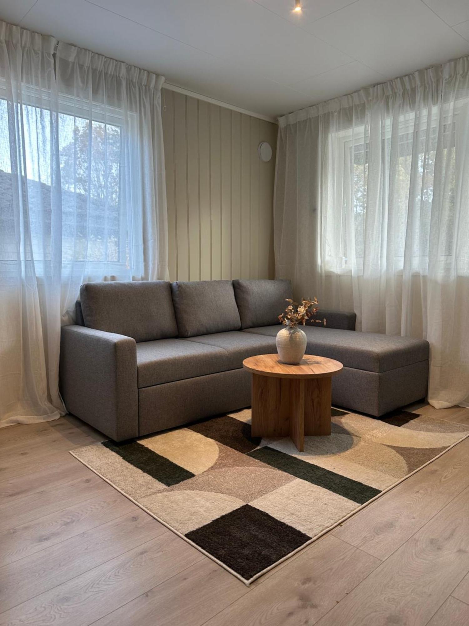 Lys Rent Og Trivelig Hybelleilighet クリスティアンサン エクステリア 写真